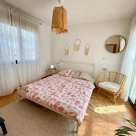 Vanilla Charming Family House *