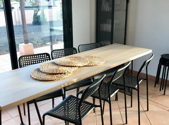 Vanilla Charming Family House Вилла Лахарес