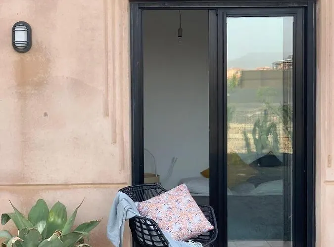 Вилла Vanilla Charming Family House *