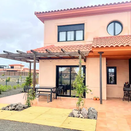 Vanilla Charming Family House *