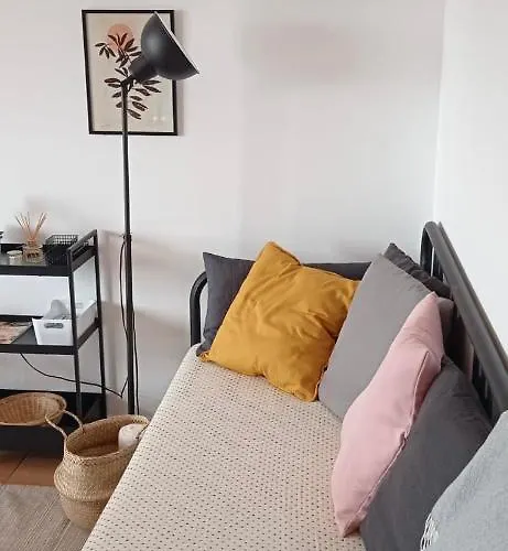 Vanilla Charming Family House *